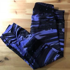 CK Capri Yoga Pants